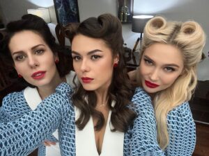 Sabina Akhmedova Instagram - Мне кажется, мы совершили невозможное. Как сказала @anfi_son «Когда встретились нимесил, адвил и донормил.» Лучшего определения бы не дал ни Ожегов ни Даль. 
И отдельное спасибо @dania.vorobyov за исключительный профессионализм. Так это ценно! Ты знаешь you’re my brother from another mother) ❤️