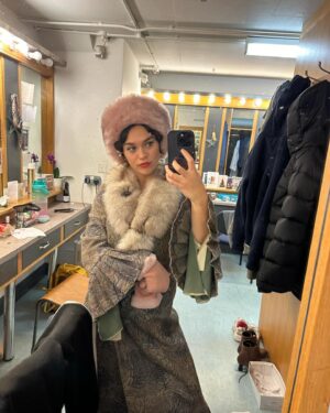 Sabrina Bartlett Instagram - Goodbye 2023. Big year 🥰♥️🎬🎭
