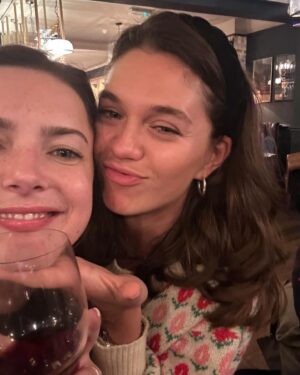 Sabrina Bartlett Instagram - Goodbye 2023. Big year 🥰♥️🎬🎭