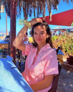 Actress Sabrina Bartlett HD Instagram Photos and Wallpapers January 2024