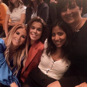 Sabrina Perquis Instagram - 12/11/2022 #staracademy 

Moi aussi je t’aime , je vous aime , on vous aime …. ❤️ @associationgregorylemarchal ✨

Un petit souvenir d’hier soir pour vous souhaiter un bon dimanche en vous remerciant pour vos messages et votre soutien pour notre combat contre la Mucoviscidose ✨ 

@vers1nouveausouffle @rame_avec_alexandra 

Vous avez aimé le prime ? 

#gregorylemarchal #staracademy #mucoviscidose #fibrosecistica