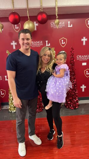 Sabrina Bryan Instagram - Mommy got an extra special Christmas Gift this year, getting to watch her baby girl on stage for the first time! Monroe had her Christmas recital with our Mommy and Me class at @ocpaaofficial My heart exploded with pride watching her love the stage! I hope this memory will be something she cherishes forever, I know I will! ❤️🥲 #mommyandme #mylittledancer #firstrecital #comilliamonroe 
I do not own the rights to this music, for dance purpose only 
Choreographer- @candice_mihm