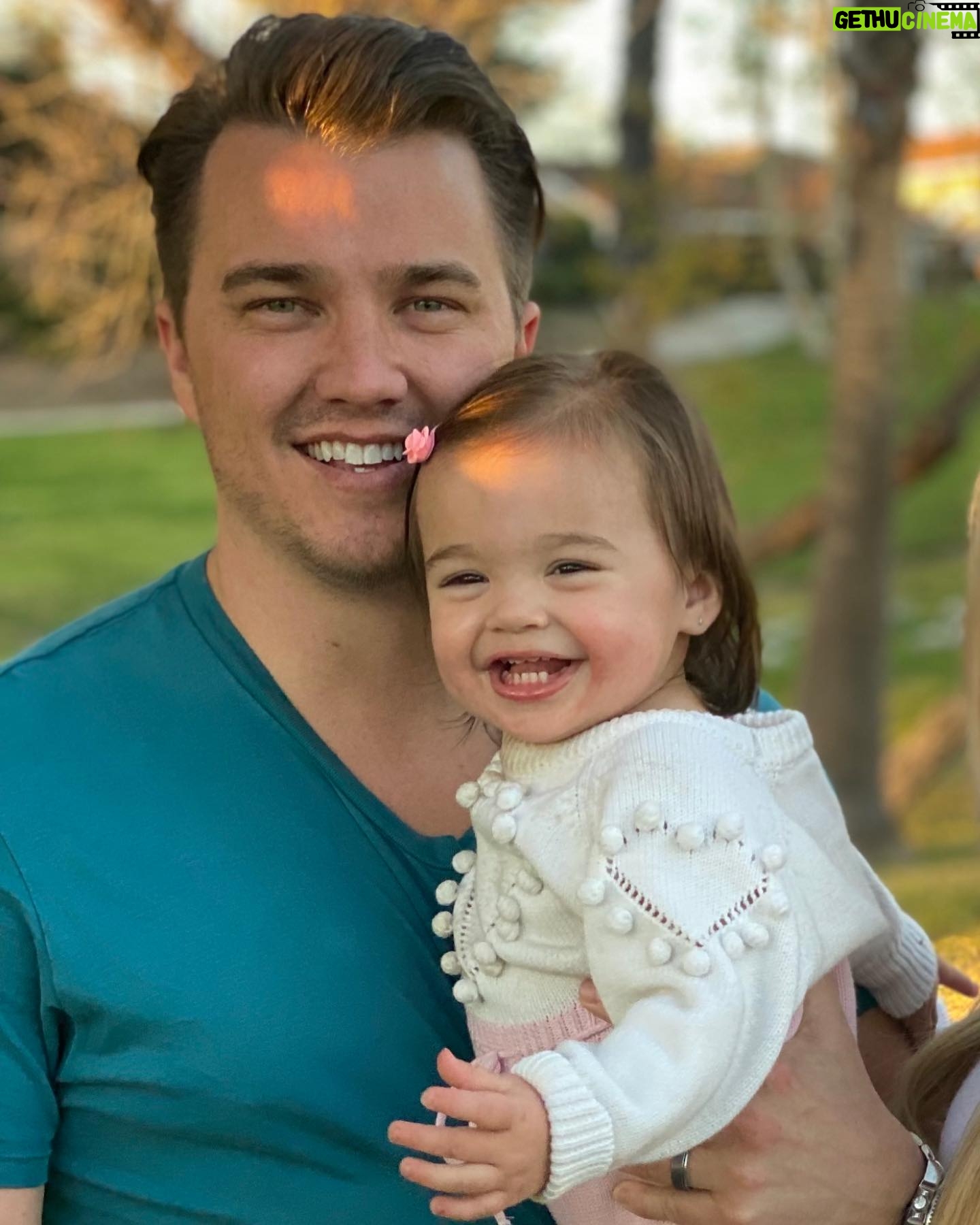 Sabrina Bryan Instagram - Happy Father’s Day! I love watching you and Monroe’s bond grow stronger and stronger. We are the luckiest girls in the world! #fathersday #daddysgirls #girldad