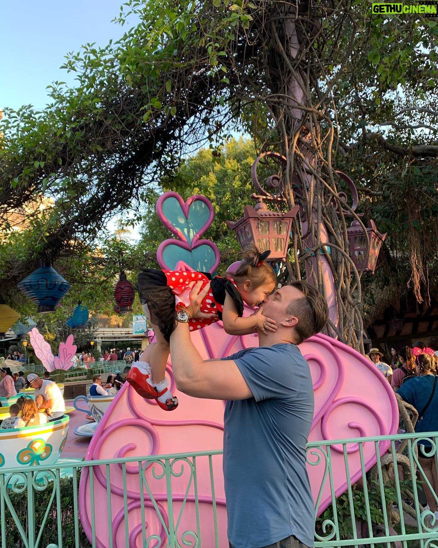 Sabrina Bryan Instagram - Happy Father’s Day! I love watching you and Monroe’s bond grow stronger and stronger. We are the luckiest girls in the world! #fathersday #daddysgirls #girldad