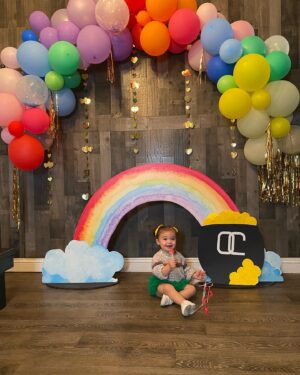 Sabrina Bryan Instagram - Happy St.Patricks Day!! Swipe to see a throw back from last year and how much this little one has grown! #stpattysday #rainbowvibes #wheredidmybabygo 🍀🌈❤️