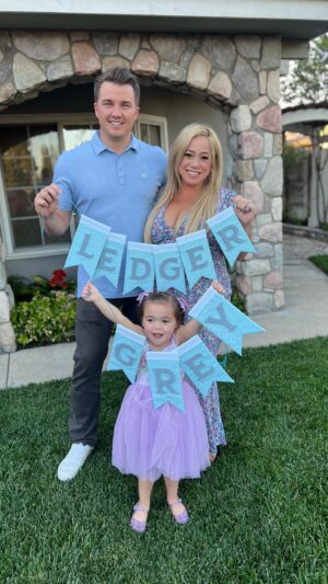 Sabrina Bryan Instagram - We had an Egg-Stra Special Easter this year! #momjoke #someonehelpme 🤦🏼‍♀️ We surprised our family with our baby boys name by playing a Name Game! It was so fun and we are so excited to finally have the perfect name for our little guy! Did anyone else have a hard time naming their baby?!? It was so hard to decide this time around!We are already so in love you Ledger Grey and can’t wait to meet you! 💙👶🏻 #35weekspregnant 
#ledgergreylundberg #mybabyboy #boymom #ournewestadventure