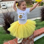 Sabrina Bryan Instagram - “I’m going to BEE a Big Sister!!” Gender Reveal tomorrow!!! 🐝💗💙 #comilliamonroe #bigsister #bigsisterreportingforduty #genderreveal #familytime