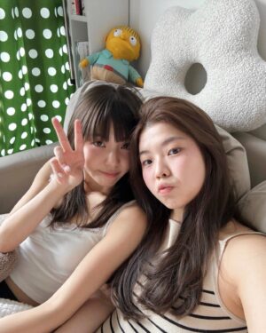 Sabrina Ng Instagram - 浪漫三明治 打倒人渣 浪漫人渣 打倒三明治
快樂第一 或者第二 或者第三 最好第一