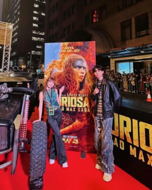 Sabrina Ng Instagram - 多謝 @warnerbroshk 放我哋入嚟玩
#furiosa 
#madmax