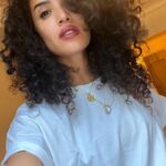 Sabrina Ouazani Instagram - Sunday ☀️💁🏽‍♀️