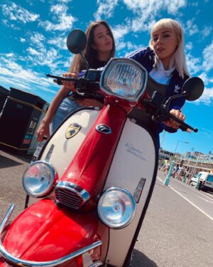 Sacha Parkinson Instagram - The Pebble & The Boy.. (finally) completed it mate.

📸: Patrick McNamee - Brighton 2020
