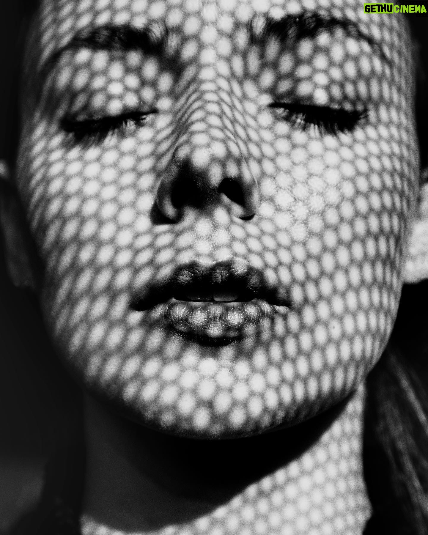 Sacha Parkinson - 1.3K Likes - @craigfleming2020 making me look cool and stuff.
