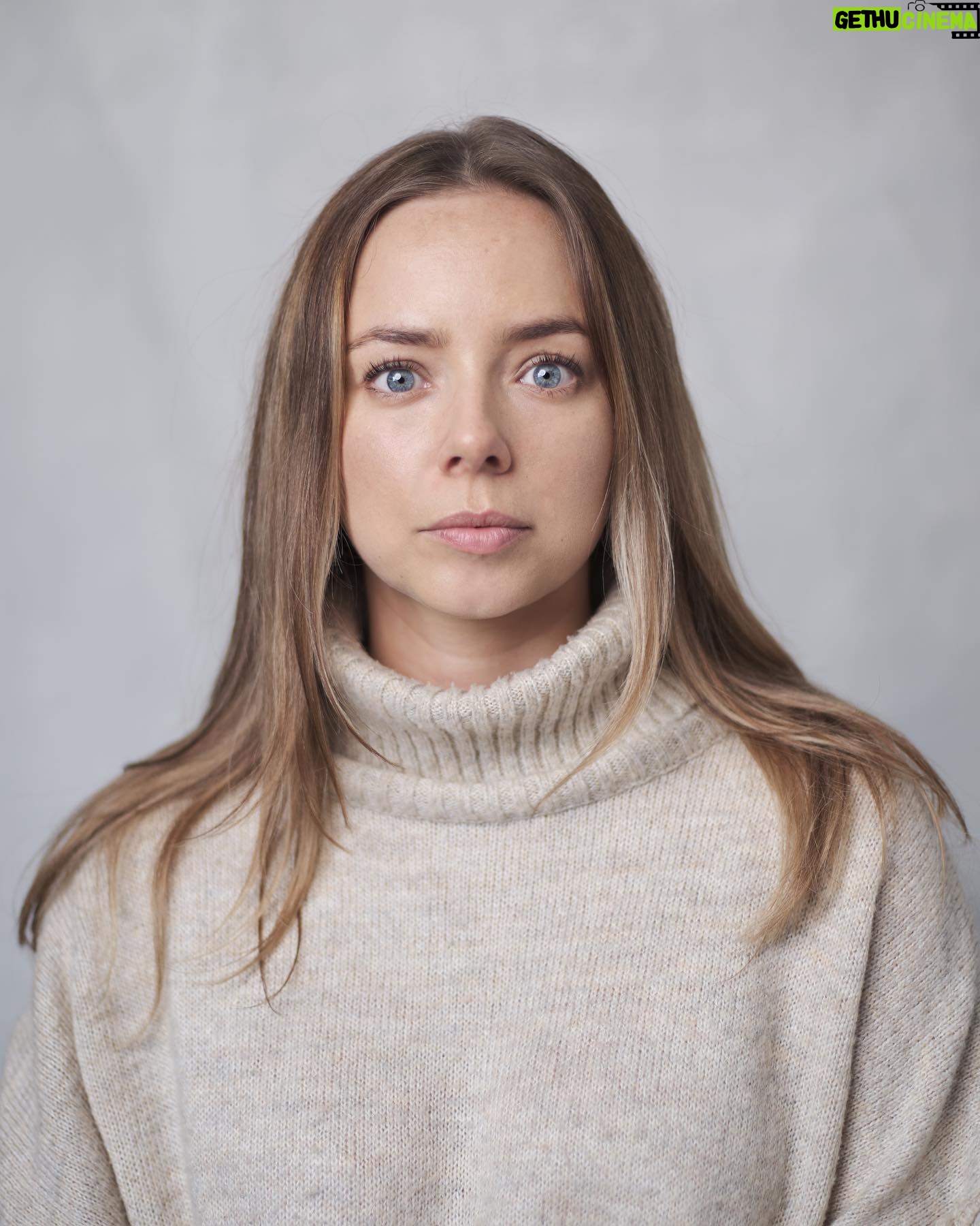Sacha Parkinson - 1.6K Likes - Thank you for the chat, the cheering up, the music and the cuppa - I had such a lovely time ⭐️
The wonderful @jamesmelia, who I had the privilege of shooting with recently, has a competition running this June that you do not want to miss. Go check him out! 📸
...We couldn’t decide on which headshot images to use so you can feast on all 6 🖤