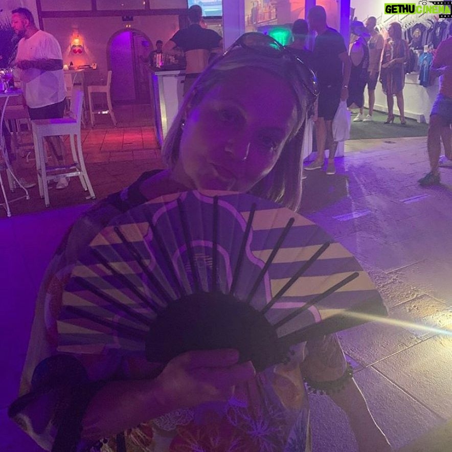 Sacha Parkinson - 2.3K Likes - The queen of all queens 👑 Happy Mother’s Day! Thank you for being the most beautiful and selfless soul there is. I love you dearly, you hilarious little human. I owe you everything 💖⚡️🌸