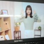 Sachika Nitta Instagram - お知らせです🏘️✨ 本日から放映の お部屋探しアプリCANARY のテレビCMに出演させていただいております。 家族もよく見とったCMに…嬉しい。 CMで歌わせていただいたのは初めて！笑 この動画以外にも全６パターンあるので是非お楽しみに〜！ ご存知の方もおるかもしれんけど… 特にダンスが下手っぴ😳 撮影当日は振付師さんにも支えていただきながら無事楽しく撮影を終えました🫶🏾 やから、みんなも観てみまっしね！ ほんで、使ってみまっしまー！ 地元の方言使わせていただいたのも嬉しいなぁ♩ どきまぎなオフショットも、かなりイイ？笑 TVCM（石川・関西・福岡・新潟・愛媛）に加えて、TVer / AbemaTV / YouTube (GoogleAC) にて全国配信です🦜