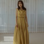 Sachika Nitta Instagram - マット艶な生地がドレープで柔らかく揺れるのが素敵🍃 昨年に続き、今年もPOPUPで売り切れになった人気アイテムです🥟🥟 明日19:30IG LIVE、20:00販売です♡ #VALLAN #VALLAN_2024ss
