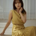 Sachika Nitta Instagram - マット艶な生地がドレープで柔らかく揺れるのが素敵🍃 昨年に続き、今年もPOPUPで売り切れになった人気アイテムです🥟🥟 明日19:30IG LIVE、20:00販売です♡ #VALLAN #VALLAN_2024ss