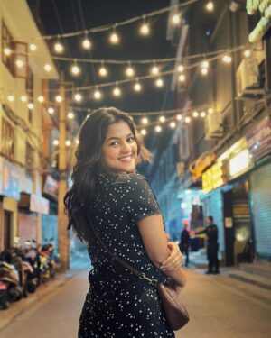 Sadia Ayman Instagram - The beautiful night! 🖤✨