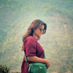 Sadia Ayman Instagram - Same day but two different places. It was a memorable journey of 8/9hrs by car from Kathmandu to Pokhara. Met some interesting characters, explored some places, tasted their authentic food and created a lot of memories! #missingnepal🇳🇵