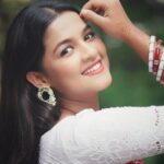 Sadia Ayman Instagram - শাড়ি : @__red_button__
