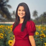 Sadia Ayman Instagram - আমায় ছেড়ে বল তুই কোথায় পালাবি? পা বাড়ালেই মস্ত আকাশ, সেথায় আমায় পাবি…