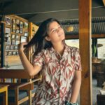 Sadia Ayman Instagram - I wish i could go back to this time where’s my only thoughts was all about “food, sleep and repeat”. 🥲 I miss Sarangkot, i miss Bhanjyang, i miss the night view from my hill top room, i miss people there, i miss Phi Phi, i miss their food and i actually miss EVERYTHING about my Nepal trip! 🇳🇵🫶🏻