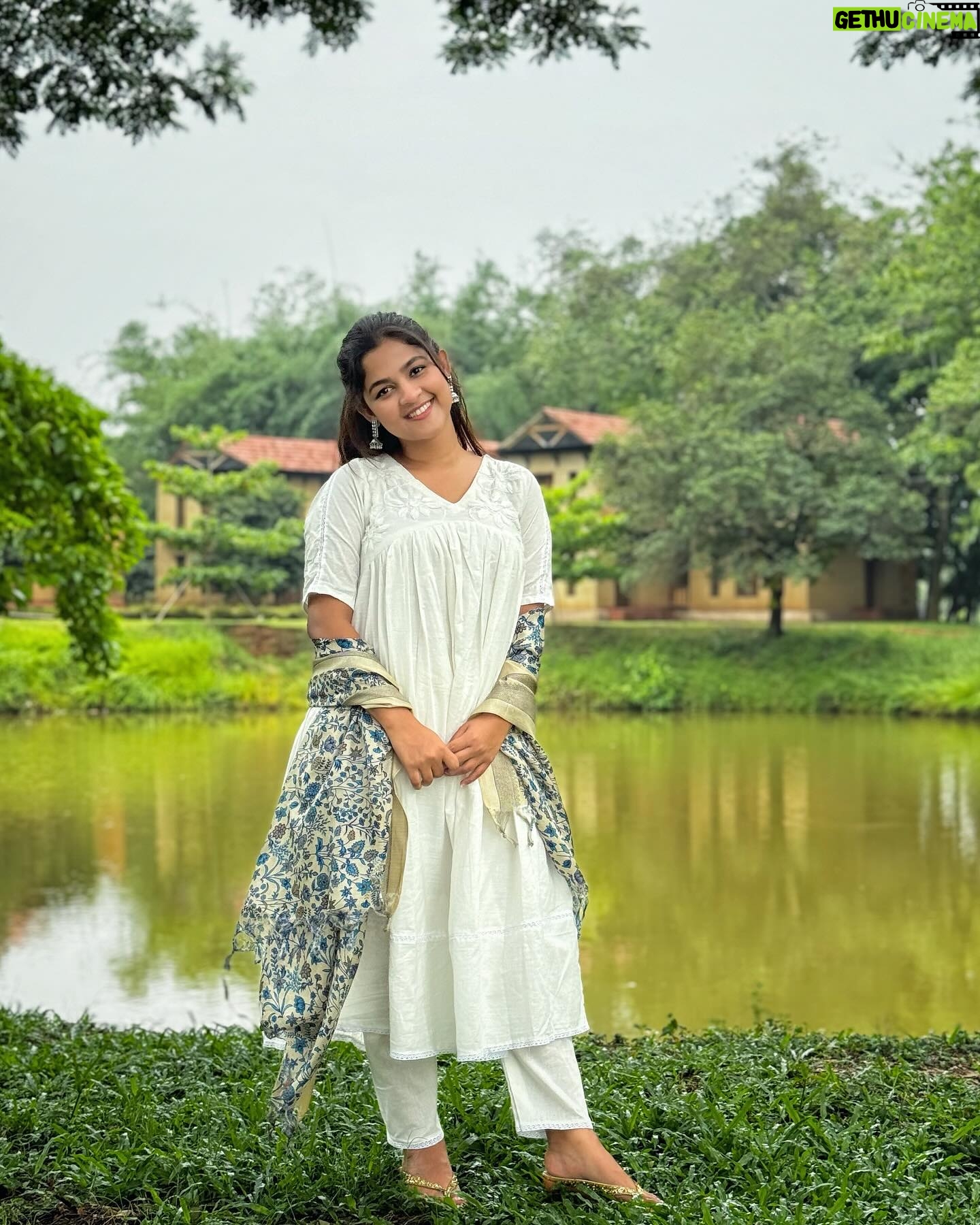 Sadia Ayman - 39.8K Likes - Nourishing my soul in nature. 🌿🤍