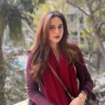 Sadia Khateeb Instagram – Loving the Delhi winters 🫰