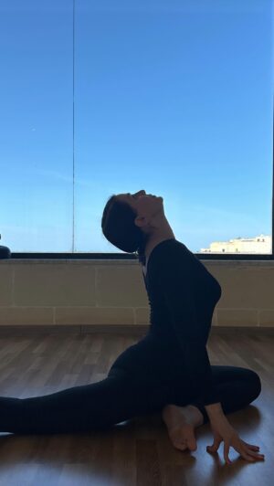 Sadie Frost Instagram - If you could leave me with one piece of advice what would it be? Make mistakes but don’t regret them ..No regrets..
No one regrets doing yoga and  challenging them selves to a union of mind, body and soul! 🧘🏻‍♀️
Excited to teach 2 gentle @jivamuktiyoga  inspired classes for @rosemaryferguson_ new 5 day plan… go to Roses page for details…🧘🏻‍♀️🧘🏻‍♀️
What would your advice be?
❤️ retreat later this year with @hollyactive @amcharahealth #july