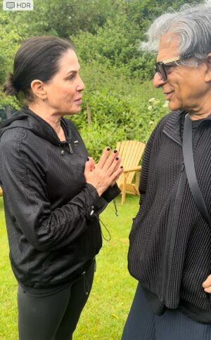 Sadie Frost Instagram - It was so wonderful to be part of the @deepakchopra #longevity retreat @lakes_byyoo -with me teaching yoga to such a wonderful group of people … it was such an honour to teach -my journey with yoga has been the most consistant thing in my life always evolving and guiding me through life’s ups and downs - my TT with @jivamuktiyoga & studies within the whole 8 limbs of yoga #patanjali and indian philosophy including  #bhagavadgita is continually stimulating and awakening bringing much joy and calm - in a world where there is so much chaos and suffering-and people so wrapped up in them selves or negative things -this is a solution/ anecdote to all of it- with my work being sometimes so intense -to have this practice  by my side- whether in life in general or work in whatever capacity:  it keeps me sane and grounded .. there’s 💯happiness ahead and a lovely birthday week planned embracing beautiful  things in my life ..some shout outs and gratitude for people who have been truelly kind and loving @matt_nash_yogi for supporting me so much- @emmajiva for being a huge inspiration and perfect mentor ( see you later) @jivamuktiyoga (for being so right) @lovesupremeprojects for best space in london @giannisarracino for showing me the light.. ( again ) @meenakhera444 & @jpmertinez @poonacha @deepakchopra for this weekend ..
❤️❤️ Simon jones for helping me get @twiggy_doc over the line.. nearly there & now entered into some of the film festivals and yay we nearly have a release date .. 3 years of hard work and 💯nearly we are there .. thanks @twiggylawson for being a beautiful, strong ,generous woman who has been the perfect icon / person to do a doc on- thanks @maryizabeth for having me… and to everyone around me I love and love me ❤️ #yogipath #chooseyogahandinhandwithyourlife