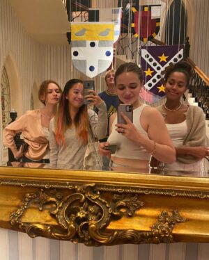 Sadie Soverall Instagram - SALTBURN is out in theatres today !!! Go go go see this exceptional film! I am beyond grateful that I got to be a part of it and still am pinching myself that I worked with Emerald- a filmmaker who I admire, revere and appreciate so much- she is just fantastic and I can’t wait for everyone to see her wonderful creation- I think it will take your breath away….

Pinching myself also that I worked with such a phenomenal cast and crew- people who I also deeply admire and whose work and performances are breathtaking- what a film! 

Thank you thank you!
@saltburnfilm 
@luckychap 
@mgmstudios 

Hair and makeup for Annabel ❤️‍🔥
@siantmiller 
@ellieptoms 

Thank you also ❤️‍🔥
@miriamlucia_nl 
@davidsmith._ 
@elliepassantino 
@kharmelcochranecasting 

🧂🔥