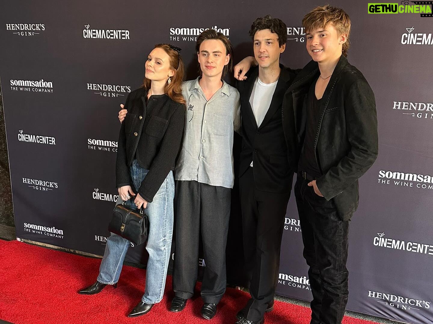 Sadie Soverall Instagram - Arcadian premiere at @sxsw ! Wow what an incredible few days- I’m so grateful to everyone who made it possible for me to be there to support this wonderful film! Austin is the most beautiful city I’m definitely coming back ( ps, as a huge impractical jokers fan this was the cherry on top of a phenomenal weekend ) Find Arcadian in theatres from April 12th ! 🪳🏌️🌌 Thank you ! @personalpruk @ruby.phet @nataliesdays @celine @annahcstyle HMU ❤️ @ariel_beautyco @sophiaartistry