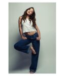 Sadie Stanley Instagram – The Christmas card my mom asked for @davidmullerphoto