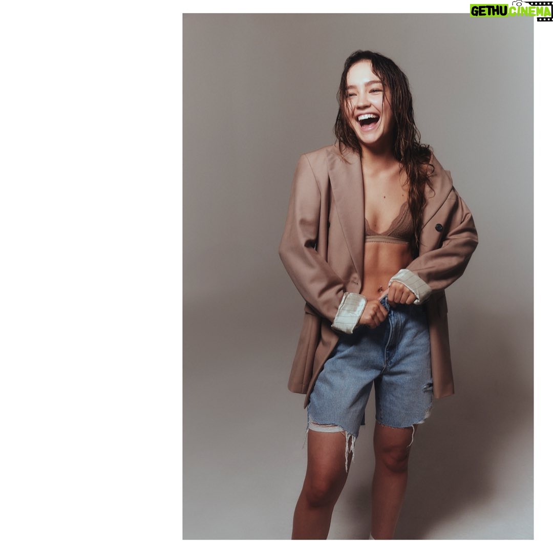 Sadie Stanley - 24.9K Likes - Who What Wear☁️🖤
thank you @whowhatwear for the lovely conversation! Link in my stories to read 📎
Writer: @jbake21
Photographer: @jonnymarlow
Hair: @rena.calhoun
Makeup: @karayoshimotobua
Styling: @highheelprncess