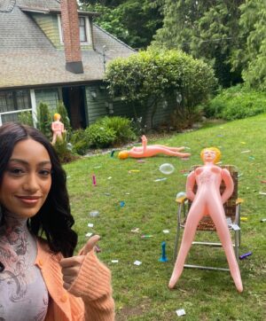 Sadie Stanley Instagram - PREMIERE DAY 👍🏼🫡🤭 
If you didn’t catch episodes 1 and 2 of @cruelsummer that aired on Freeform tonight you can stream them on Hulu at midnight!! 
Thank you for watching!!!!!! 
Episode 3 next Monday!!!