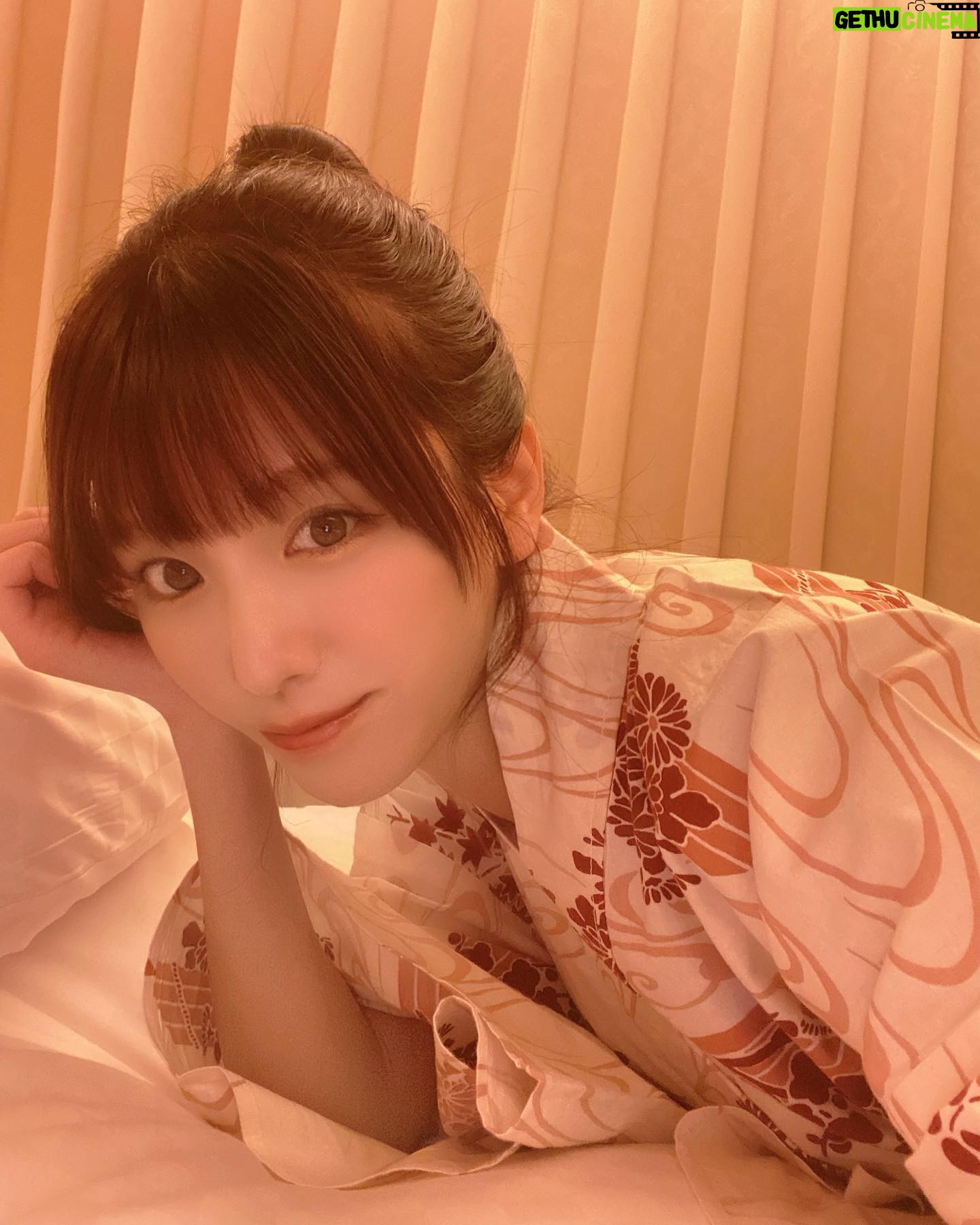Sae Kanzaki - 3.8K Likes - いいなり温泉旅行