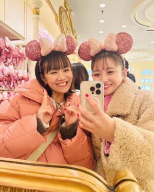 Sae Miyazawa Instagram - 👭💕
あーちゃんと行ってきましたパルパルーザ！
ドレスコードはピンクでした🎀
エントリー受付は全外ししたけどそれもイイ思い出です。
夢の国にたくさんの笑い声と笑顔置いてきました〜☺︎

やっと行けたね楽しすぎたね〜〜🤭
@kisaki_airi 🫶BIG LOVE!!🫶
.
#みそじーず 💌
#朝9時から夜9時まで遊び倒して喋り倒した
#あーちゃんが車で送迎もしてしてくれた 😭🫶ｱﾘｶﾞﾄｳ
#東京ディズニーランド 
#disneyland