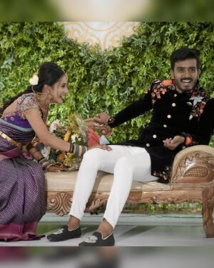 Sahana Shetty Instagram - Happily married for a year♥️
Here’s to you and to us, now and forever..! 
Happy anniversary prathaaaa😘✨

#sahanian #sahana_shetty #couple #anniversary 
 #prana🥳 #love