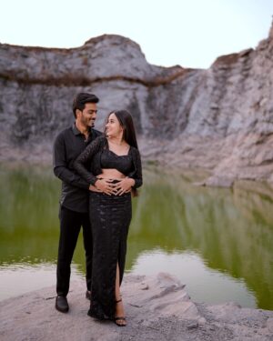 Sahana Shetty Instagram - You’re treasured for life❤️

#myman 

Shot by: @suhas_sapthagiri 
Me wearing: @classy.designerhouse 

#prana🥳 #sahanian #sahana_shetty #mymister #taken #couple