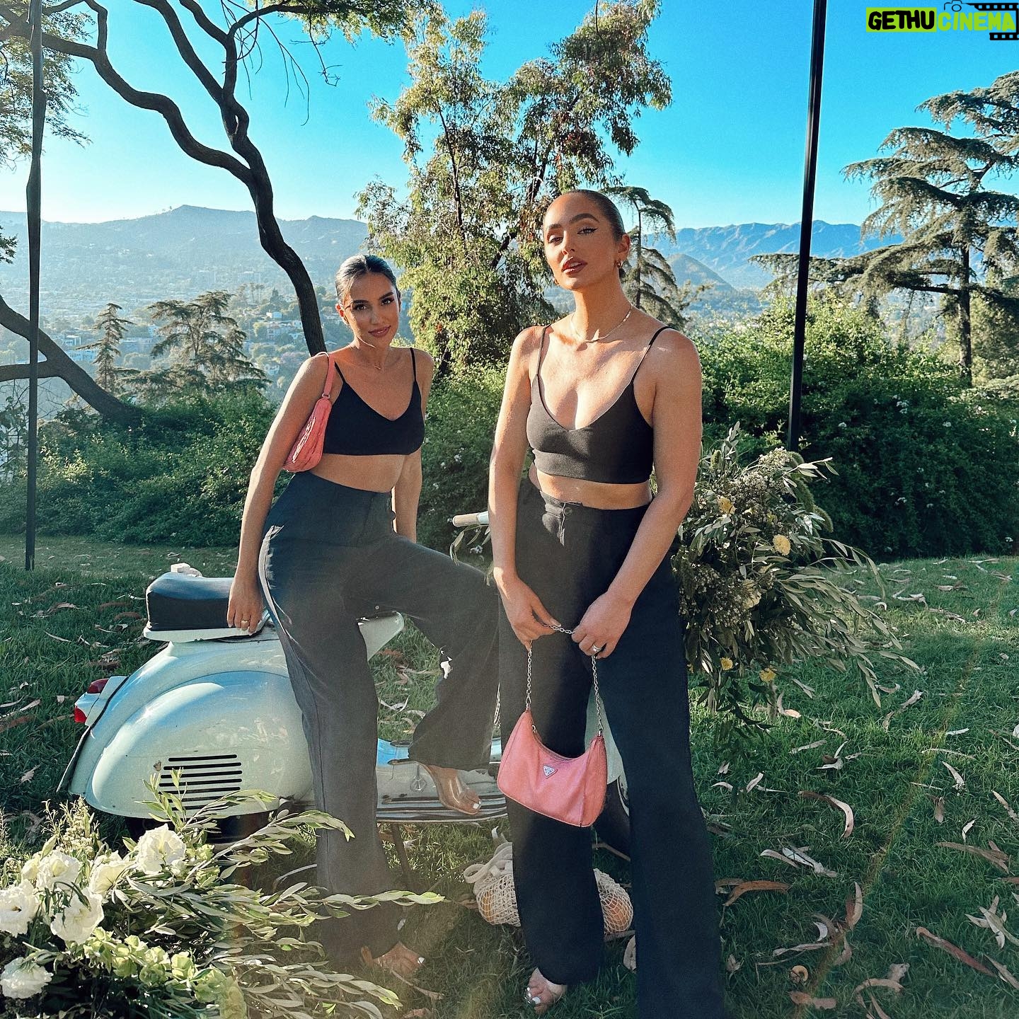 Sahar Golestani Instagram - An Italian summer in LA 🍋😍 twinning w/ @ash_kholm 👯♀️