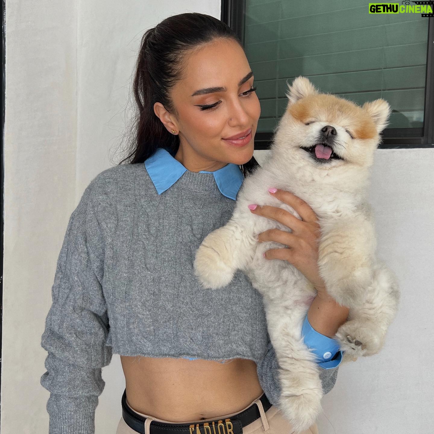 Sahar Golestani Instagram - Chillin with my bestie 🥰