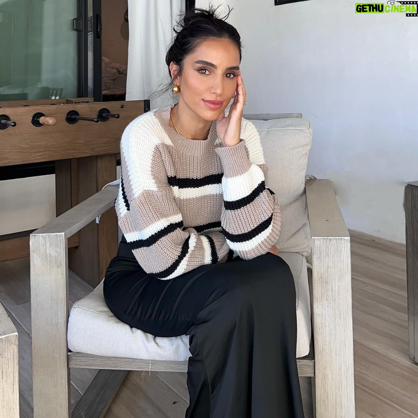 Sahar Golestani Instagram - I’m ready for Valentine's Day with these super affordable Temu finds! @shoptemu💕 . . . 💌Temu Valentine's Day Deals are kicking off! Up to 90% OFF & Free Shipping! ✨Code: ever087 (extra 30% off) Product links are in my story #Temuvalentines #Temugiftlove #temubaes #temustyle #temu
