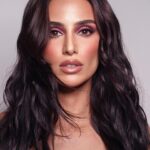 Sahar Golestani Instagram - 💜🩷💜🩷 Makeup: @stephenmoleskibeauty Hair: @tsunoorlater Photo:@michaelstewartofficial