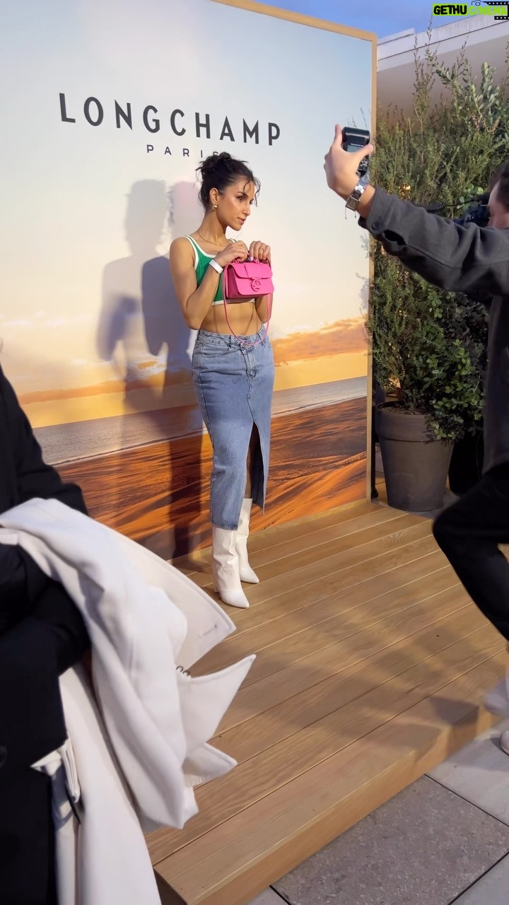 Sahar Golestani Instagram - Thank you @longchamp for having me 💚💖🏕️ last night!