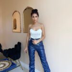 Sahar Golestani Instagram – 2023 has been a rollercoaster so far ๐. House flood โ
moving in 5 days โ
. But how cute is my outfit?
.
.
@sheinofficial @shein_us promo code: SNX515
Pants: 11259094
Top: 10273488
#sheinforall #sheinholidayseason #sheinpartner