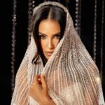 Sahar Golestani Instagram - A moment for my glam💋! @ash_kholm blessed my face 😭. My makeup did not move all day and night, it was magic ✨ . . Hair @eliaraadelia 📸 @megankelleyphotography Robe @inna.els