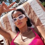 Sahar Golestani Instagram - Here’s the rest of it 😂🌴.