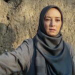 Sahar Valadbeygi Instagram - 🌙 عازم یک سفرم سفری دور به جایی نزدیک سفری از خودِ من تا به خودم مدتی هست نگاهم به تماشای خداست و امیدم به خداوندی اوست 🌟 #سفر #خدا #امید #خدایاشکرت #سحرولدبیگی #سحر #سحر_ولدبیگی #سریال #خوشنام #سریال_ایرانی #سریال_خوشنام #کارگردان @alirezanajafzadeh1 #نگاه #عکس #عکاسی #عکاس @payamshadpoor