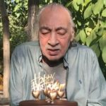 Sahar Valadbeygi Instagram - پدرم دستانت را می‌بوسم و سَرَت را به حرمت شرافت و بزرگی‌ات که همیشه چراغ راه زندگی‌ام هستی و خواهی بود پدرم زادروزت مبارک❤️ #پدر #مسعودولدبیگی #هنر #چهره #هنرمند #گریم #صورت #دست #بوسه #شرافت #انسانیت #زندگی #تولد #زادروز #تولدت_مبارک #سحر #سهراب_ولدبیگی #سحرولدبیگی #نیمافلاح