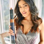 Sahher Bambba Instagram - Glam for days with the new Dyson Airwrap Multi Styler ✨ Perfect fit for a Valentine’s day gift! 💗 @dyson_india #DysonIndia#DysonHair#DysonAirwrap#gifted